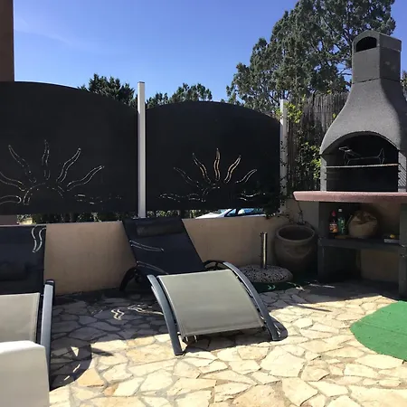 Semesterbostad Ohana Blue House *